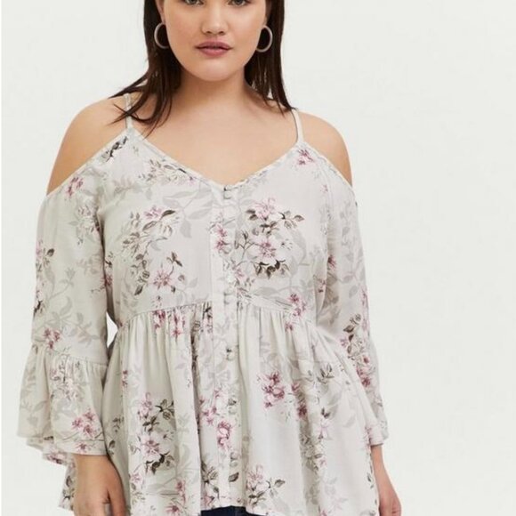 torrid Tops - Torrid Textured Cold Shoulder Baby Doll Top Size 2X